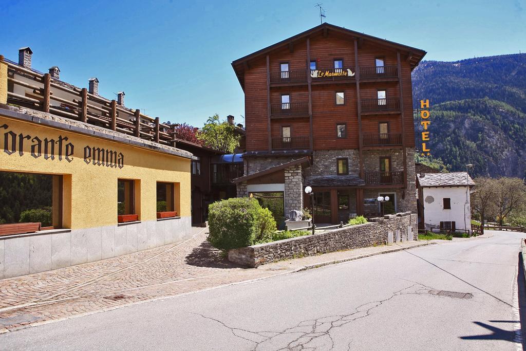 Albergo Le Marmotte プレ・サン・ディディエ エクステリア 写真
